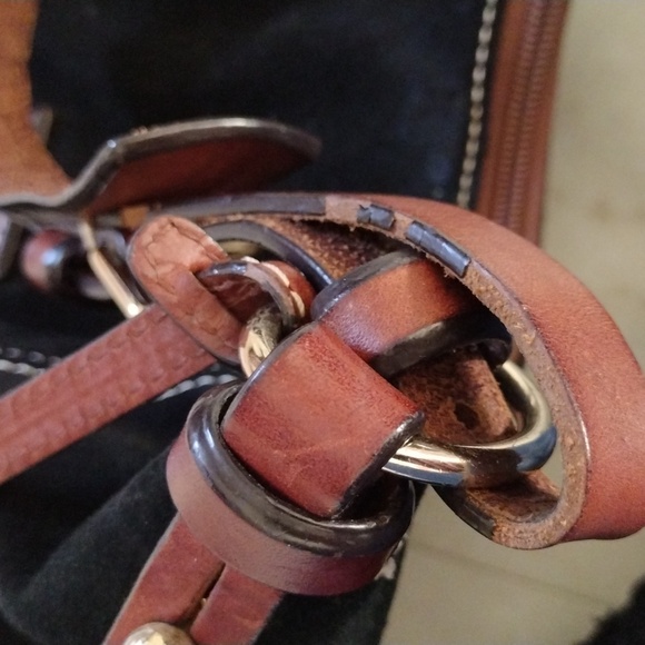 Dooney & Bourke purse. - Picture 15 of 16